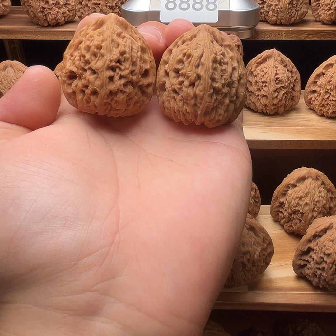 吊坠文玩核桃高炮三角