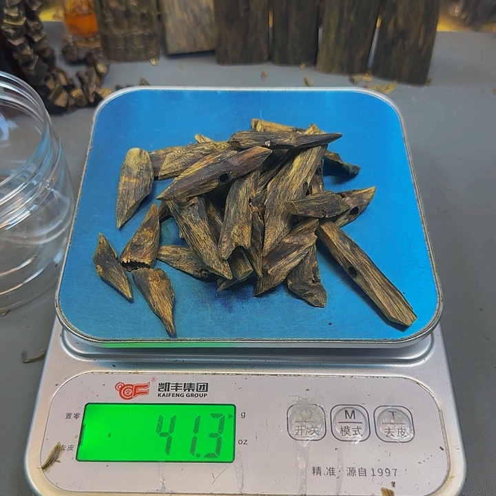 沉香碎屑沉香白棋38克