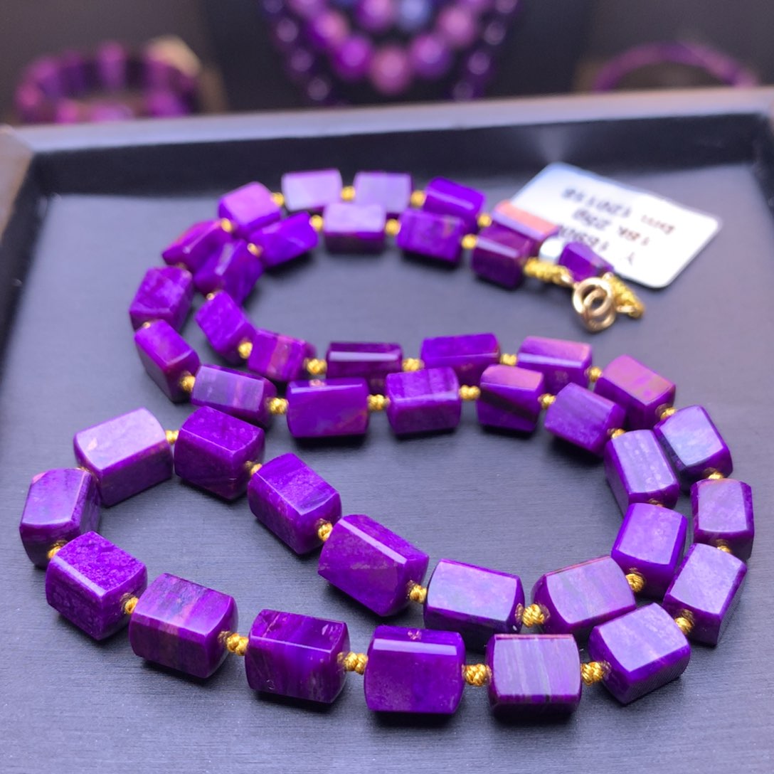 苏纪石（舒俱来）项链18K金镶嵌