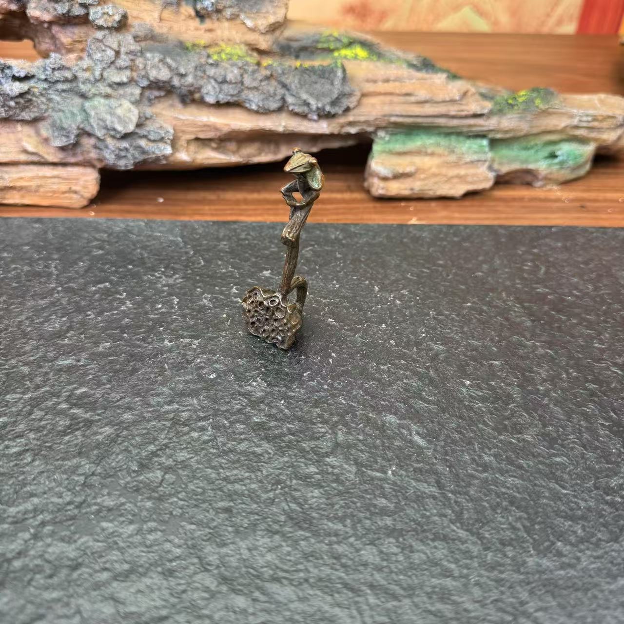 莲子蛙摆件SC135