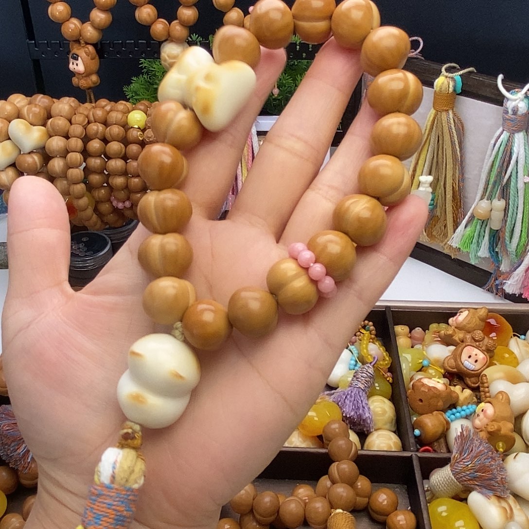 用***5猴头核桃吊坠猴头手持一套全品