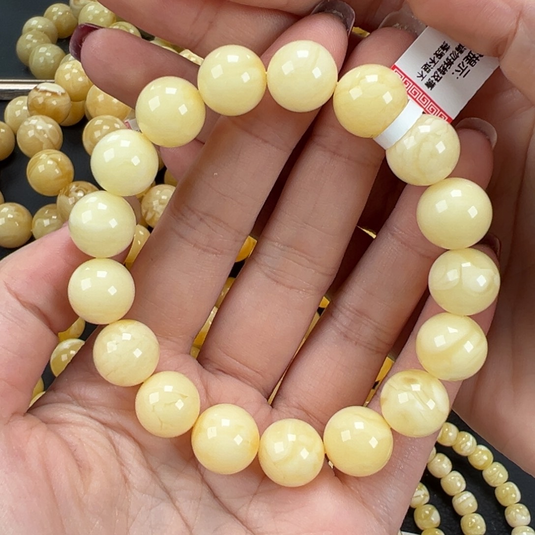 琥珀未镶嵌手链19.8白蜡