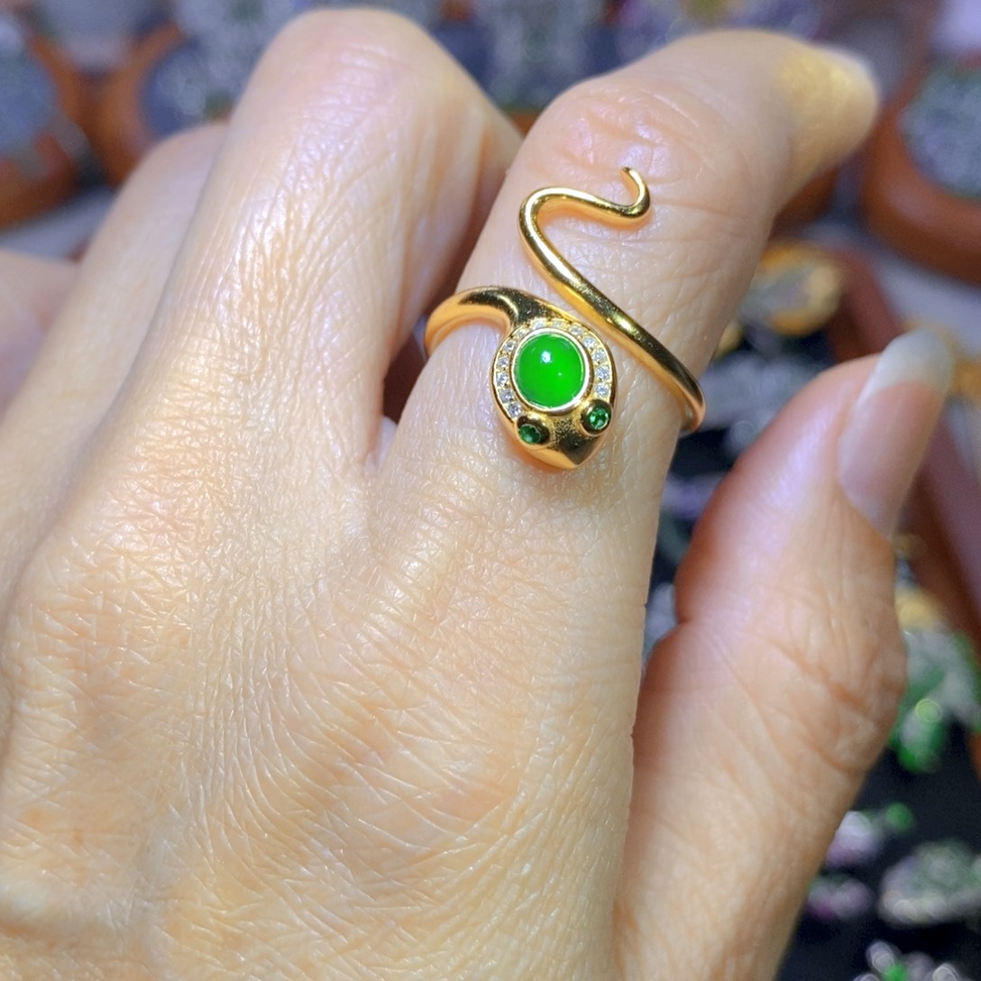 翡翠颈饰银S925镶嵌天然翡翠