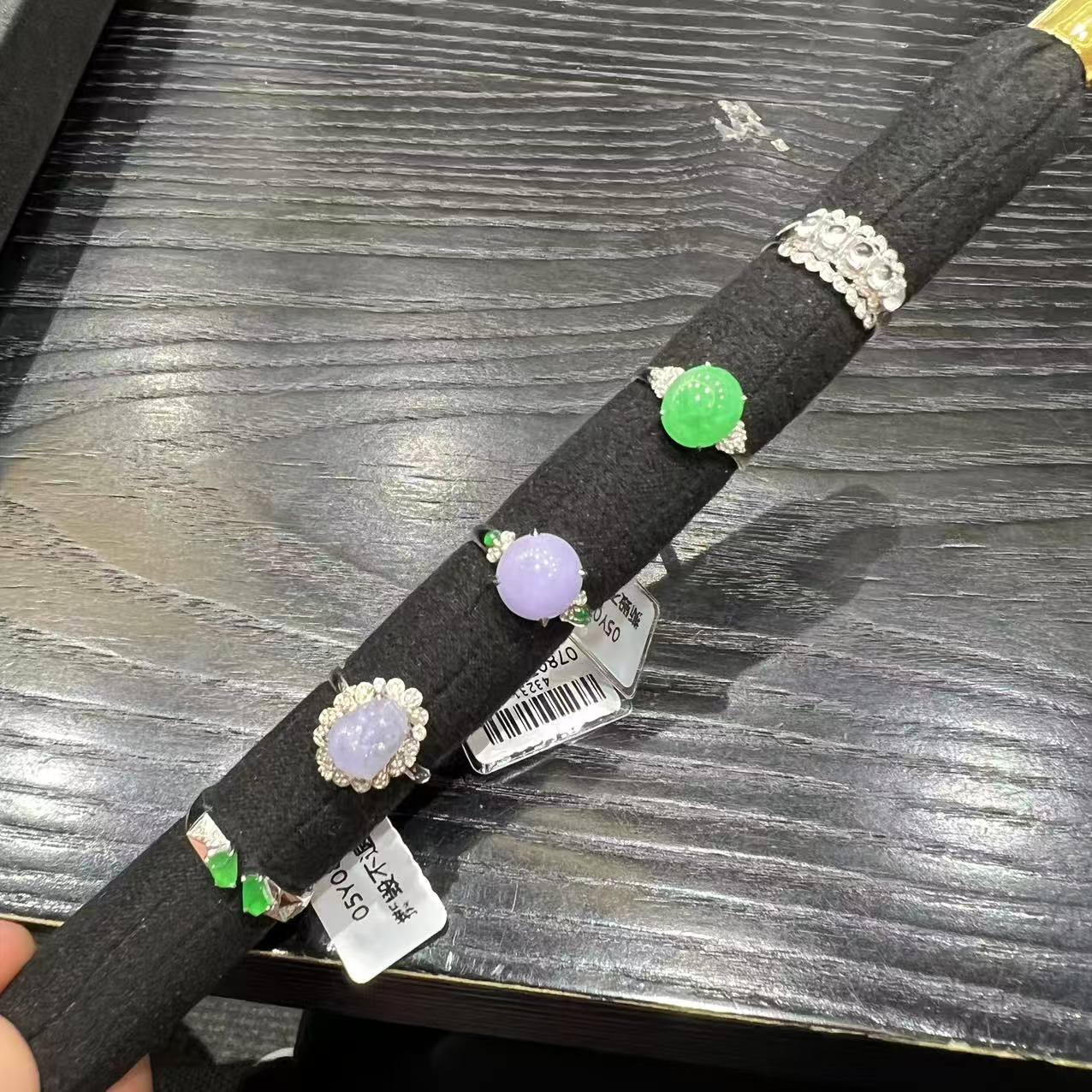  18K 翡翠A货翡翠戒指吊坠 团购 多样性发其一