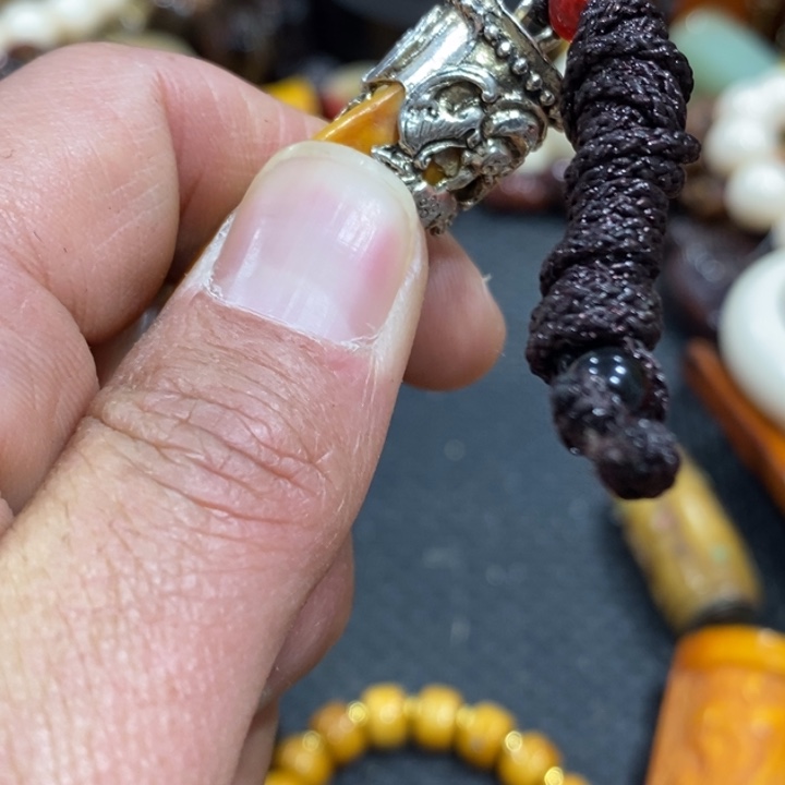 滴血莲花菩提吊坠