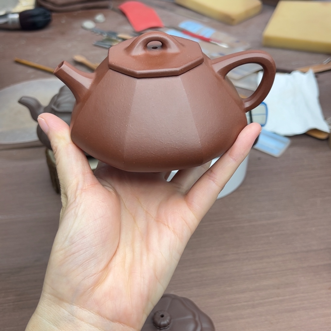 ****琴茶壶紫砂八方子冶，紫泥，220cc