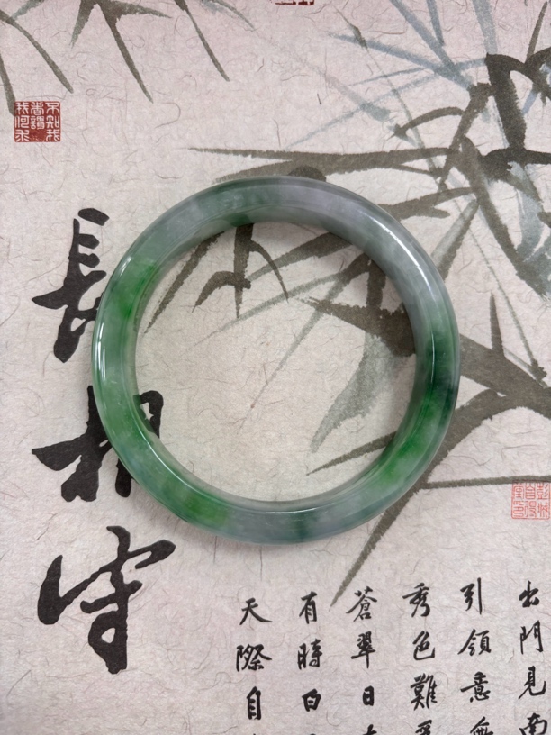 X457-五八加飘花缅甸翡翠手镯