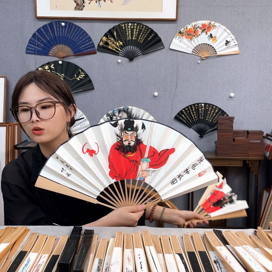 国画10寸玉竹-纯手绘-文玩扇骨（默认粘好）