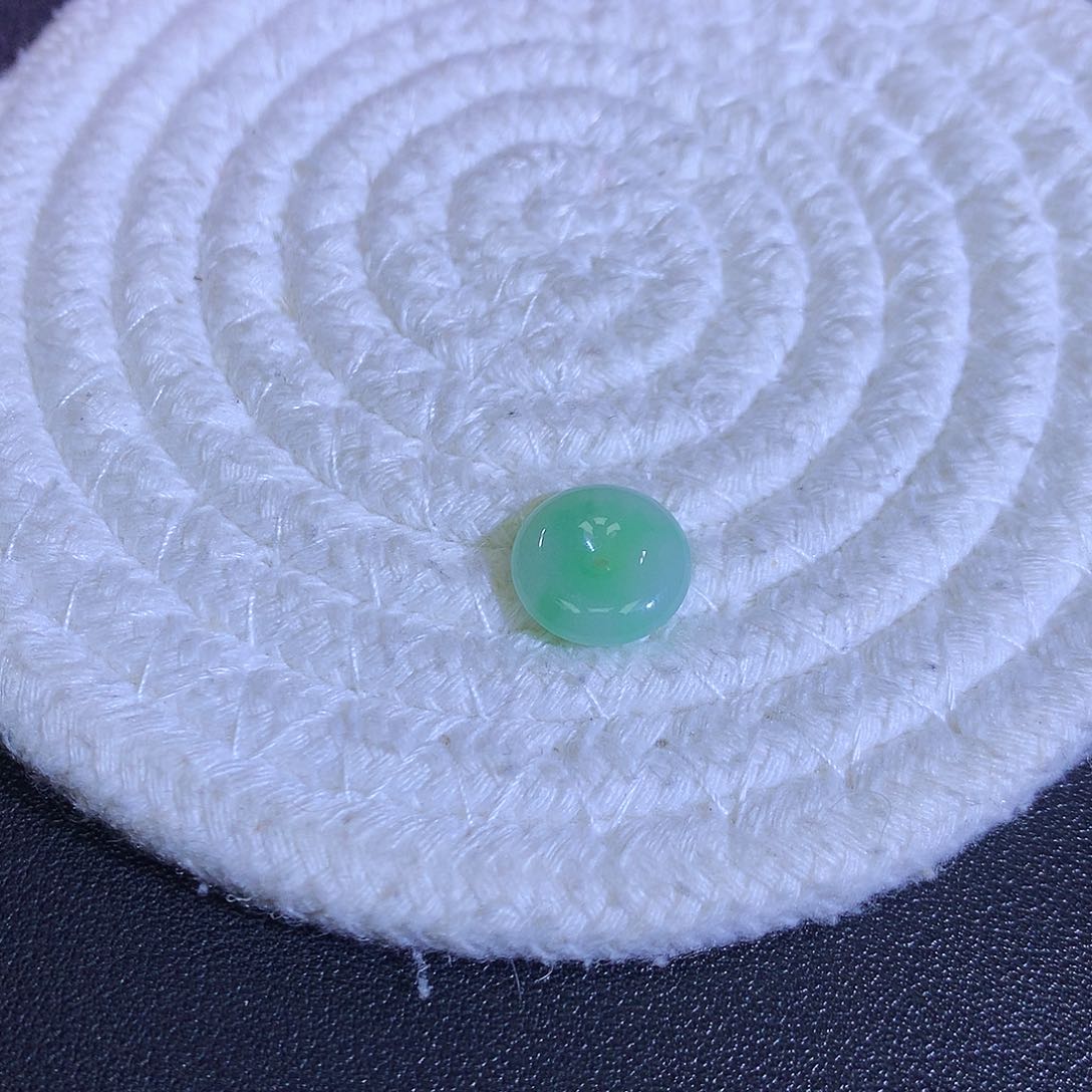 散珠翡翠天然缅甸翡翠飘绿卡12.9厚3.6飘绿