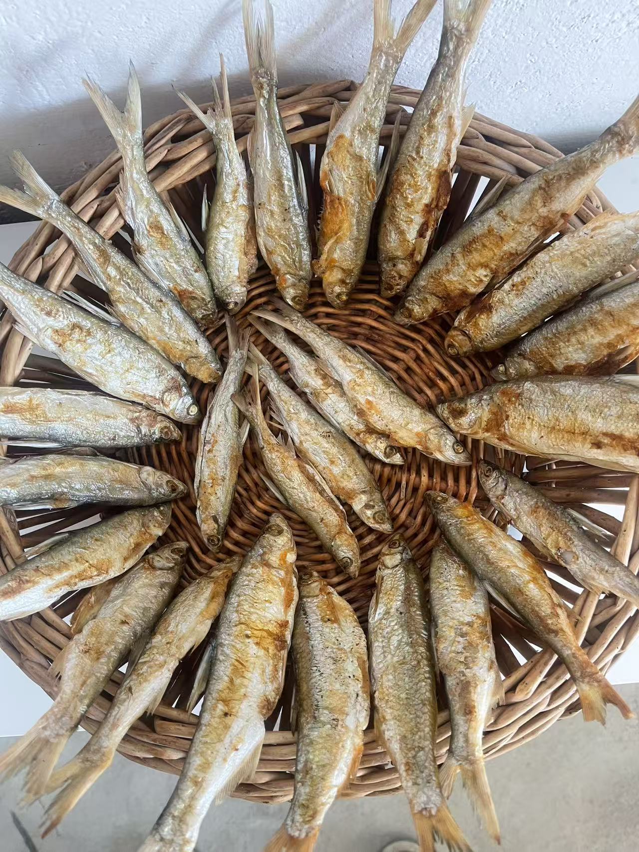 沙河野生小河鱼传统工艺火炕无盐刺少肉紧下酒下饭小炕鱼