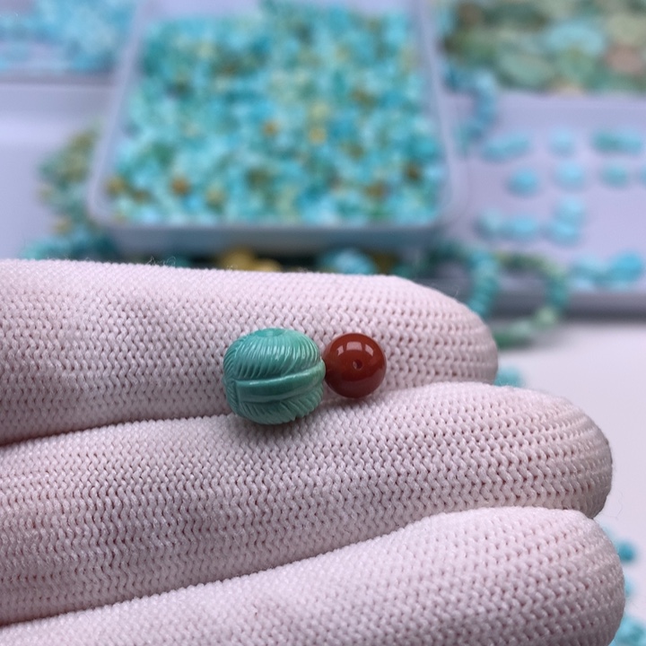 再***°南红玛瑙未镶嵌珠宝奇石