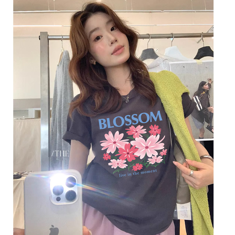 ins韩系花朵图案休闲t恤潮牌百搭t恤上衣洋气女装纯棉短袖情侣装