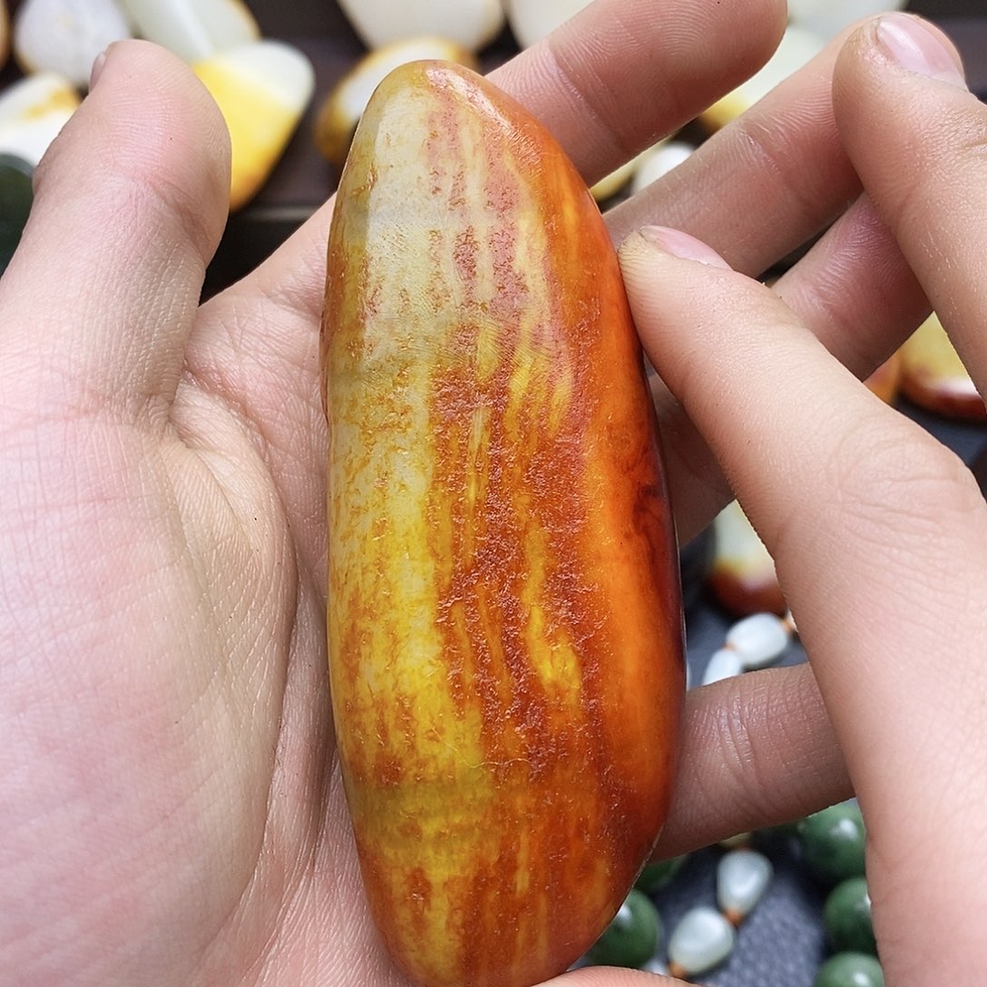 和田玉9K金镶嵌挂件