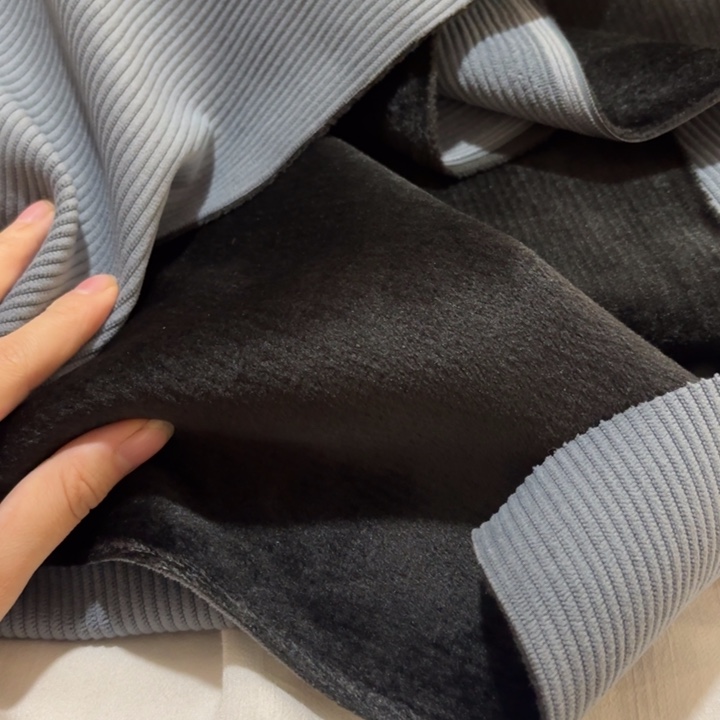 混纺灯芯绒蓝色1米。 