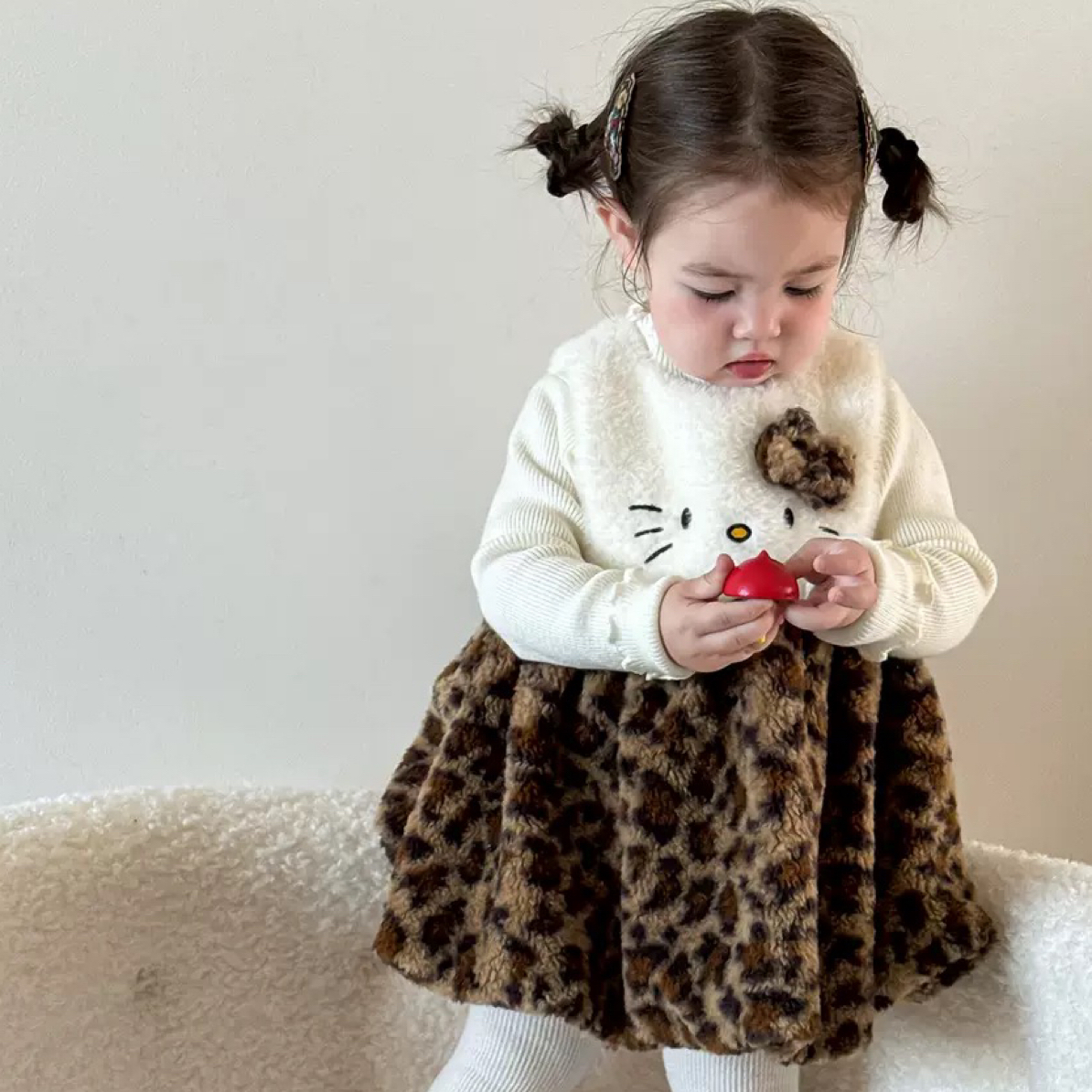 ZL女宝冬款加绒豹纹kitty毛毛背心裙