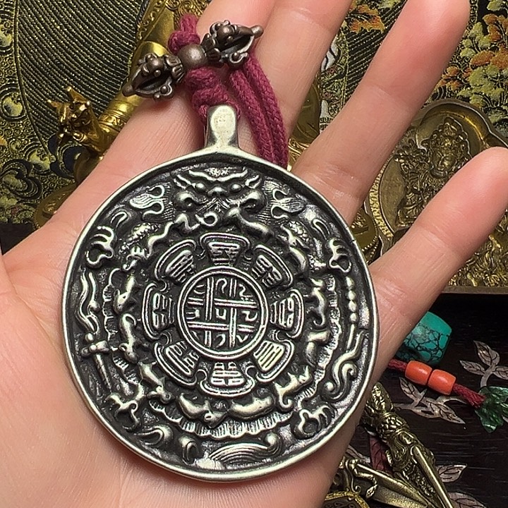 吕***v泥塑藏式风格小元素