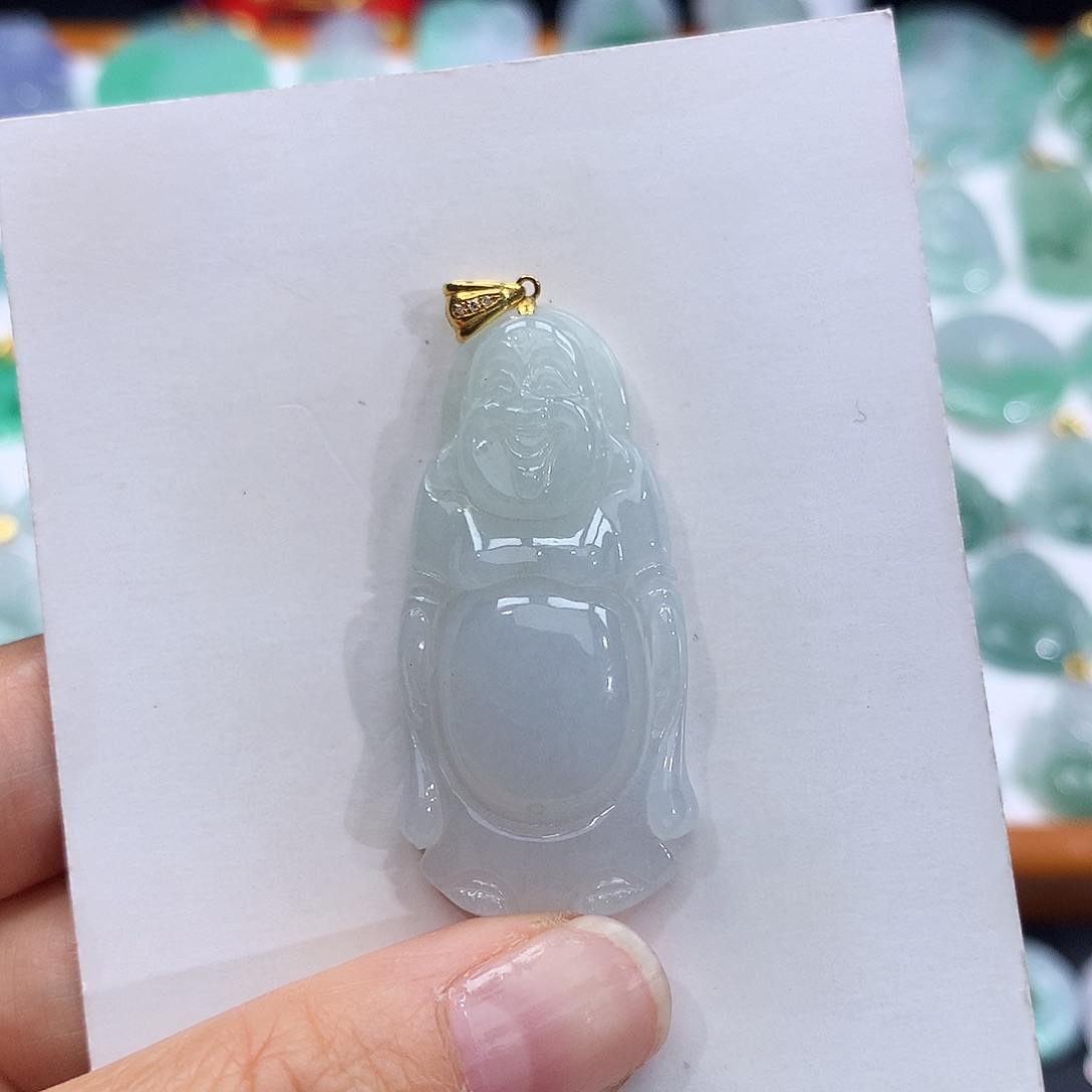 翡翠18K金镶嵌颈饰翡翠吊坠