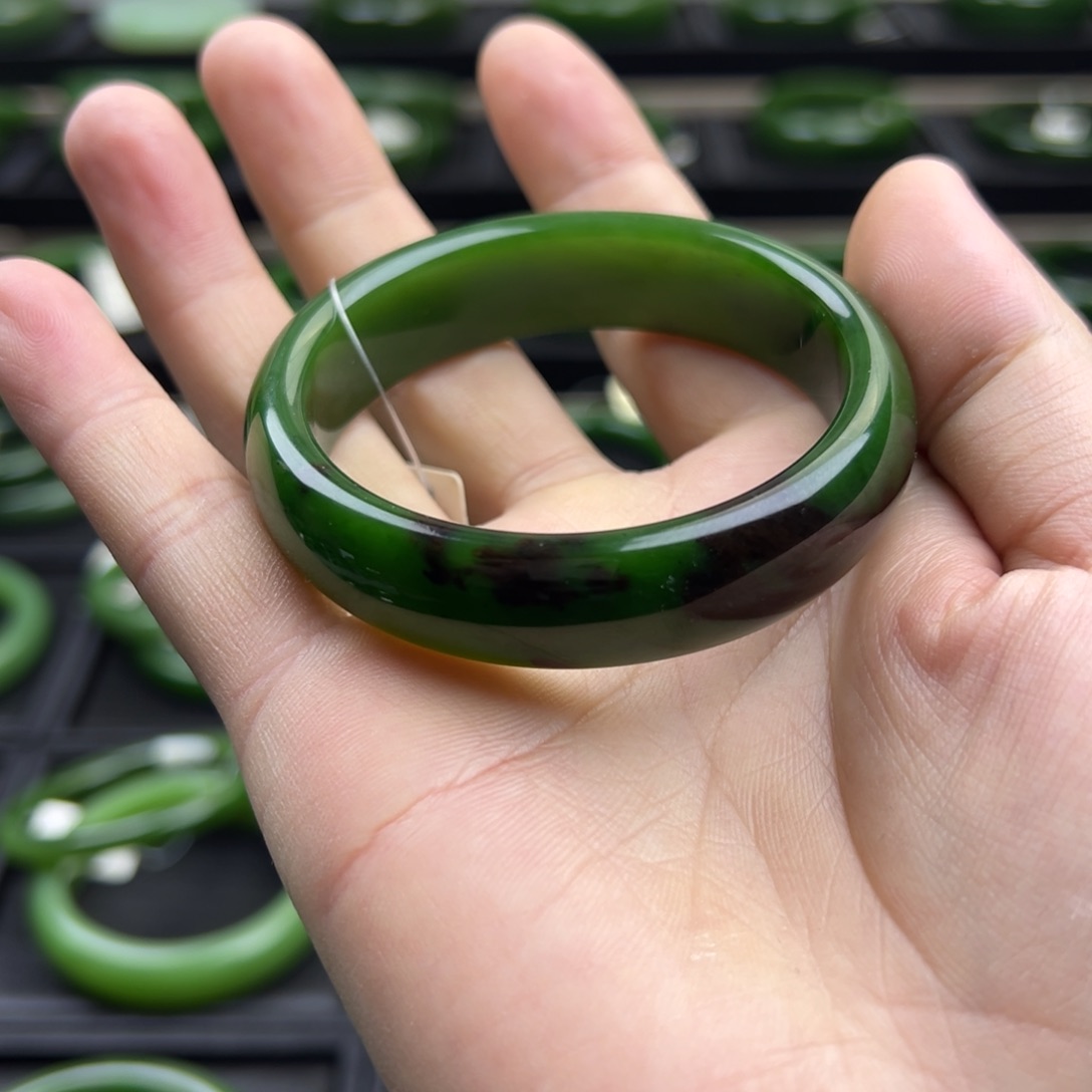 和田玉（碧玉）未镶嵌手镯54