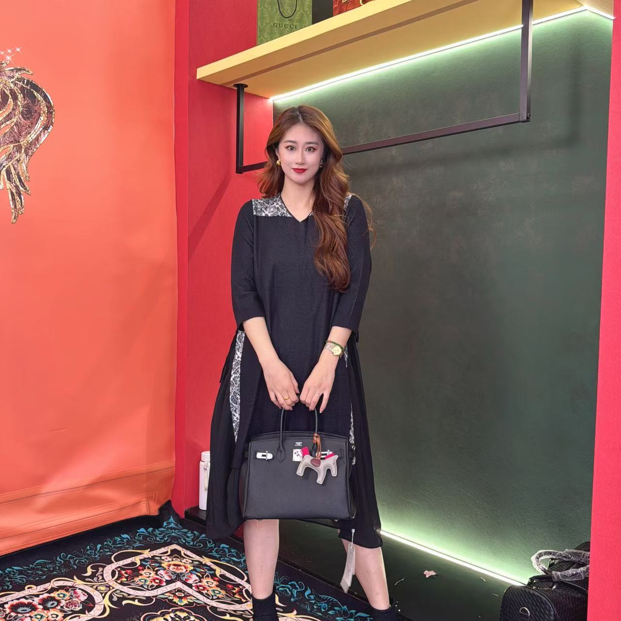 24多金大码气质减龄长款A字裙子秋冬季女装设计感连衣裙女