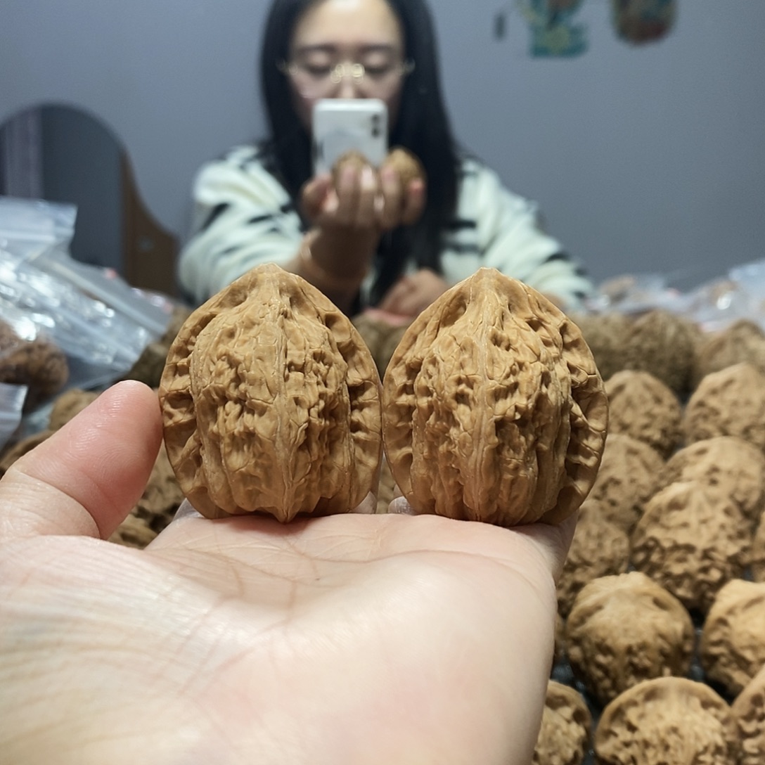 吊坠桃核僧帽39黄