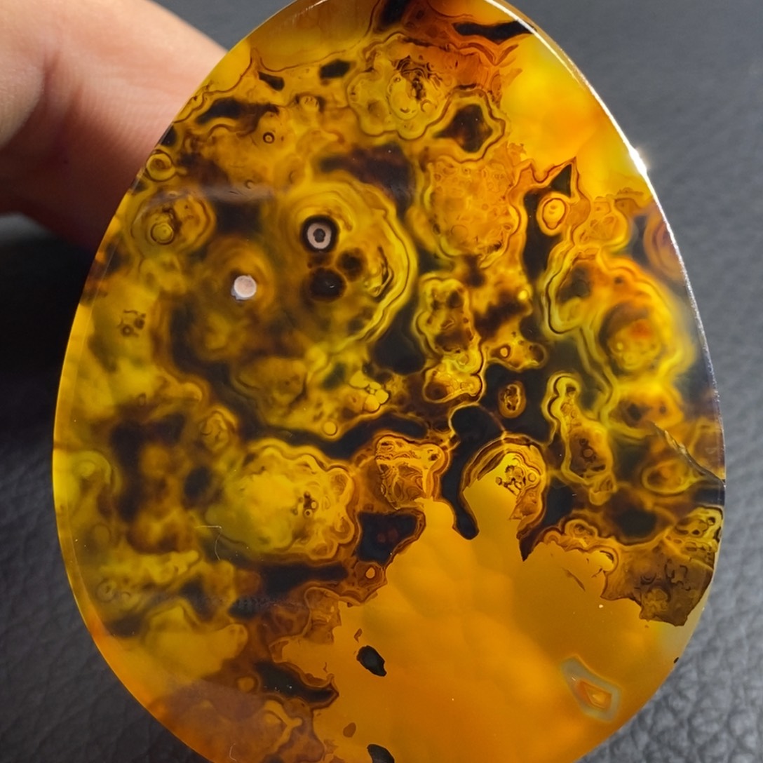 玛瑙/玉髓颈饰未镶嵌泥*