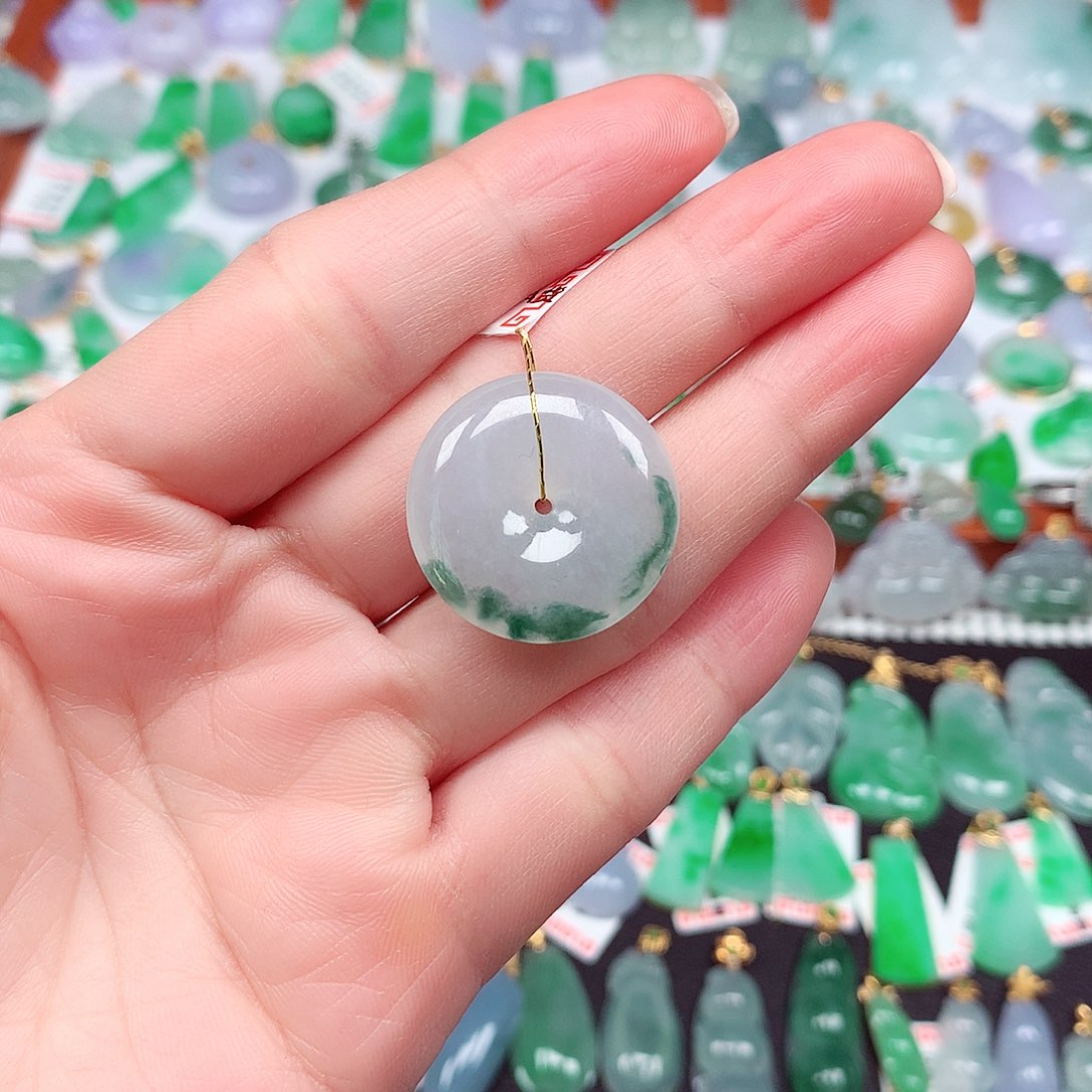 翡翠颈饰未镶嵌天然翡翠A货