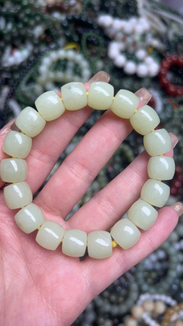 和田玉未镶嵌时尚