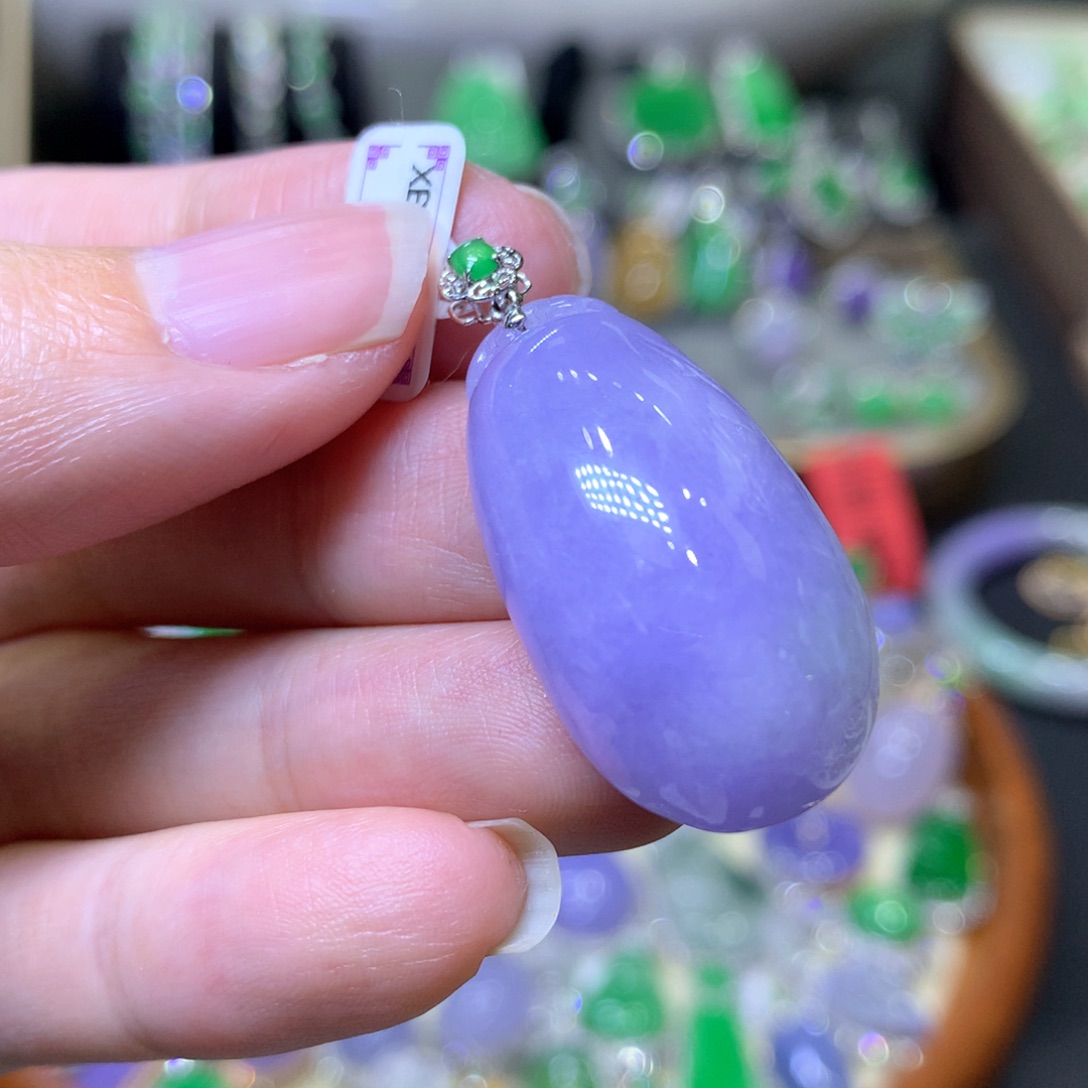 【闪购商品】翡翠颈饰18K金镶嵌翡翠吊坠项链