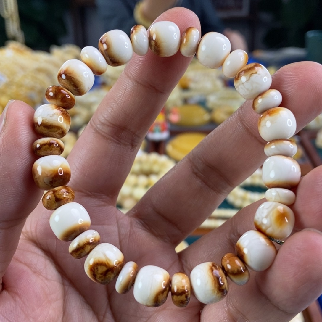 琥珀珠宝奇石未镶嵌10+沁色白蜡同料串11.91