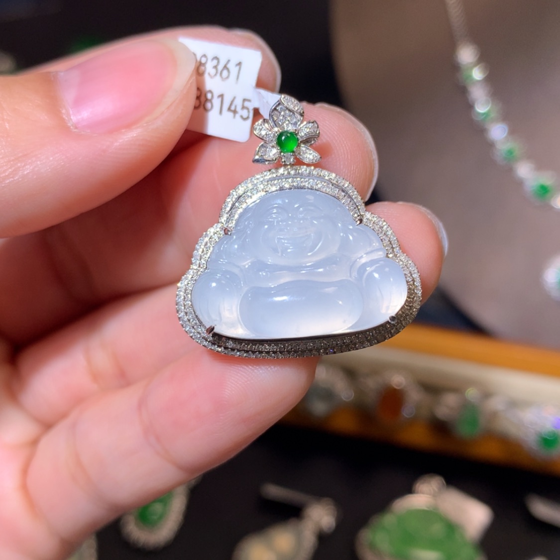 【闪购商品】翡翠吊坠(不含链)18K金镶嵌翡翠吊坠
