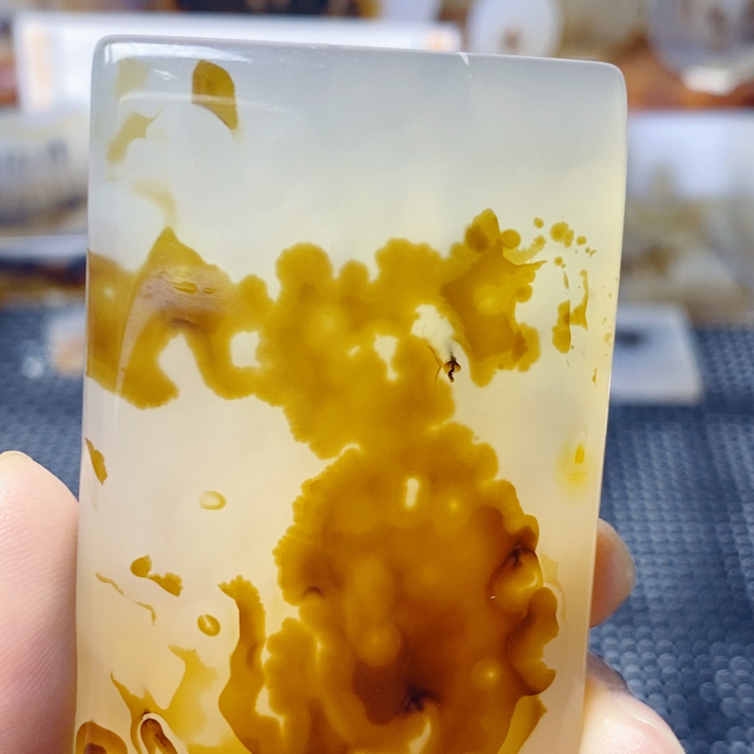 玛瑙/玉髓未镶嵌珠宝奇石