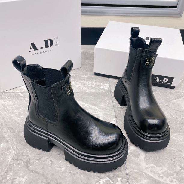 新品字母厚底洋气烟筒靴显瘦中筒百搭时尚大方马丁靴289