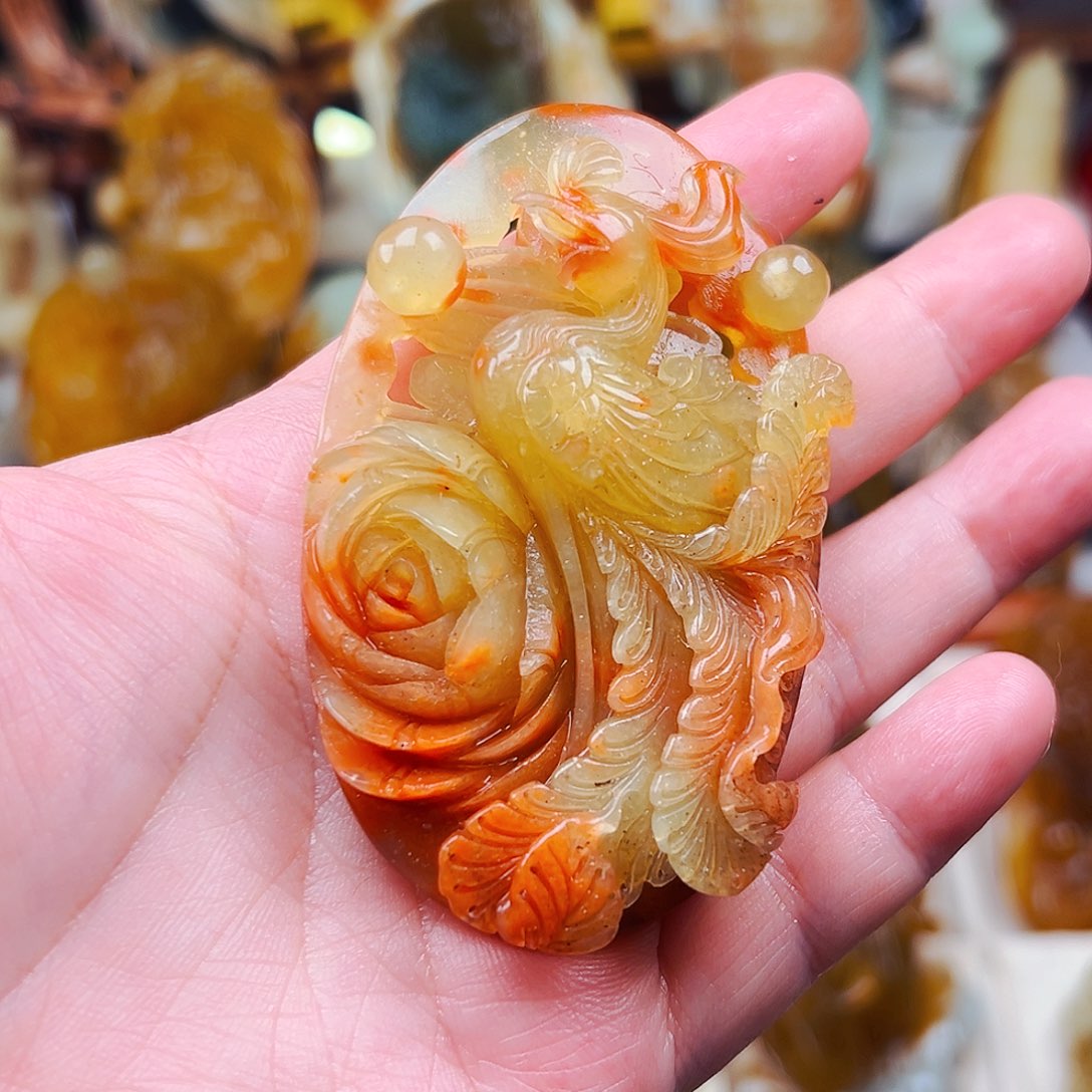 悦***9蛇纹石玉未镶嵌颈饰