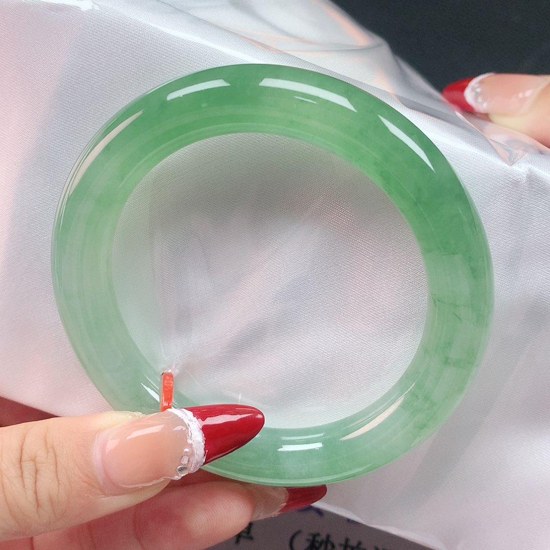 翡翠手镯未镶嵌C****i55圈