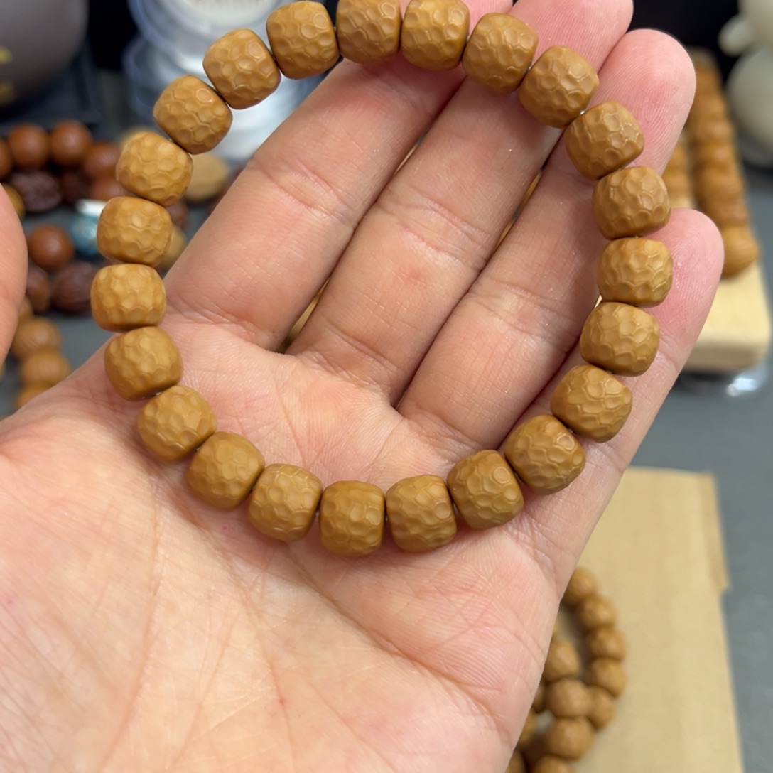 猴头核桃手串蛟龙