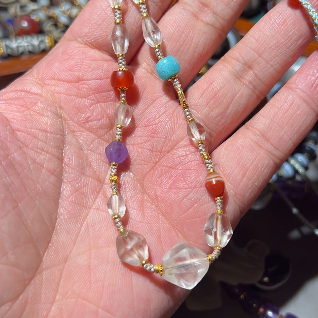 水晶颈饰未镶嵌各种各样