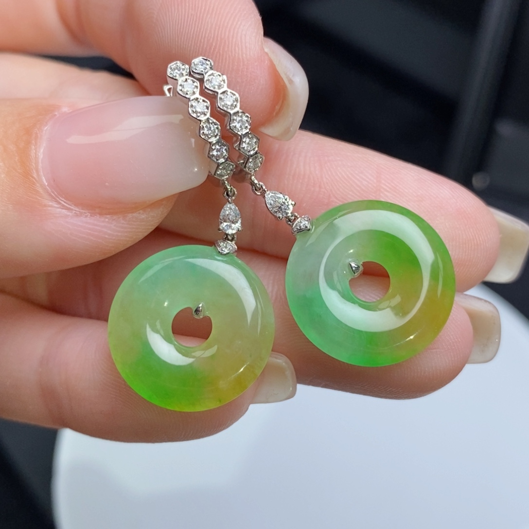 翡翠18K金镶嵌耳饰黄加绿甜甜圈