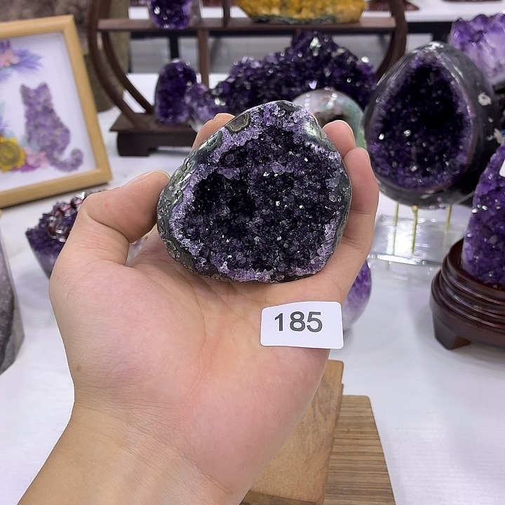 水晶未镶嵌大型摆件（非配饰）