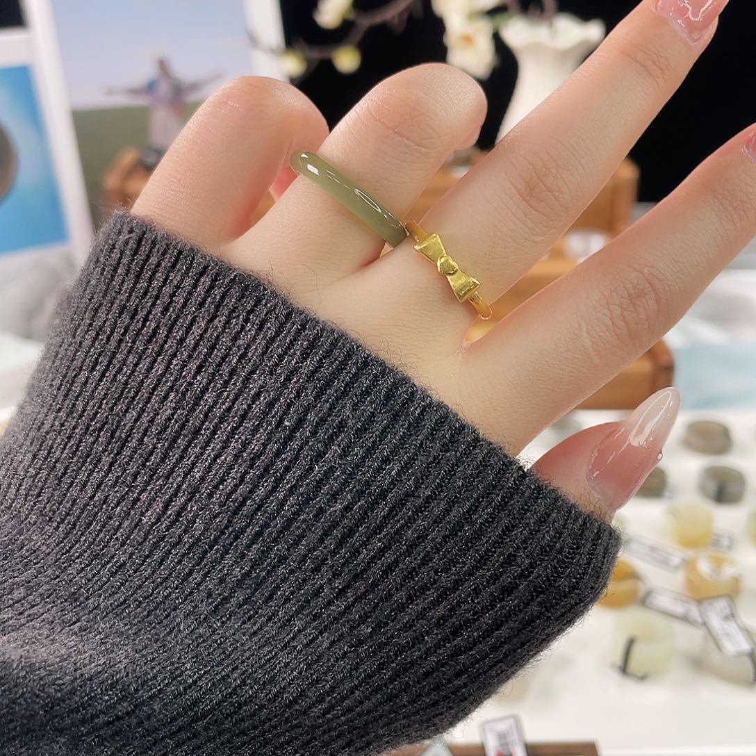 和田玉未镶嵌戒指t2湖水绿细条17不退换