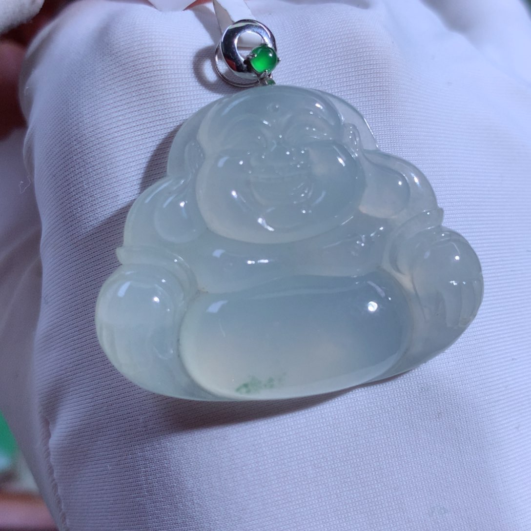 翡翠颈饰18K金镶嵌大佛公