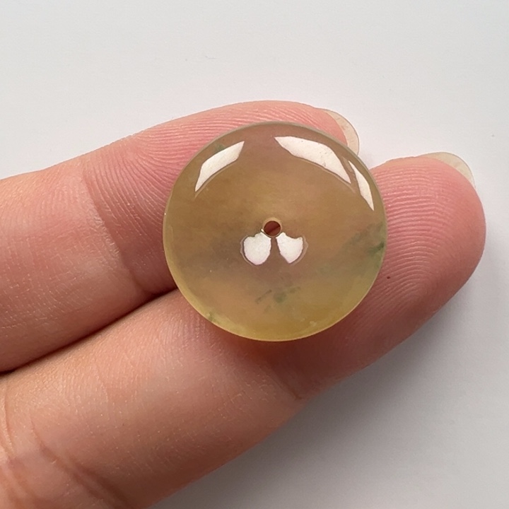 翡翠未镶嵌颈饰黄翡扣