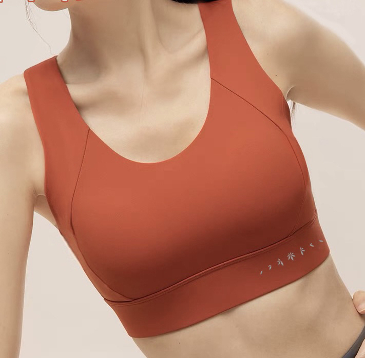 运动内衣防震高强度跑步大码瑜伽文胸健身服跑步运动背心女上衣