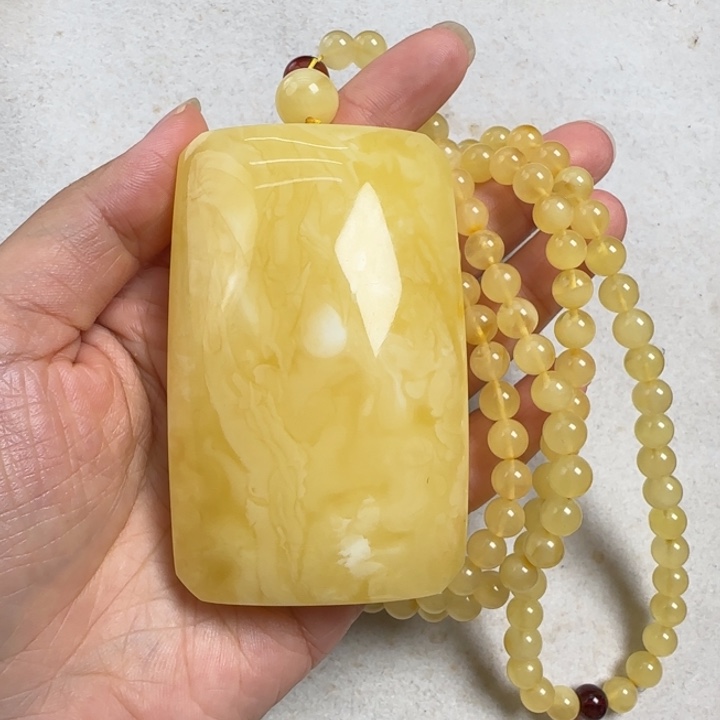 未镶嵌蜜蜡珠宝奇石