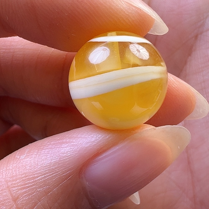 未镶嵌蜜蜡珠宝奇石