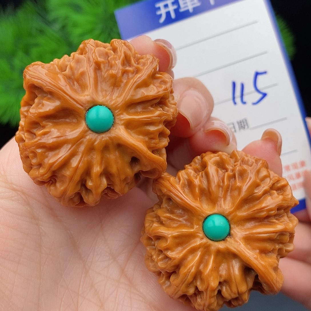 文玩核桃把件42宫灯115