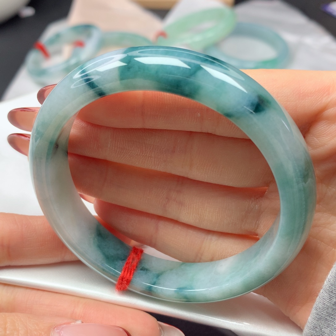 翡翠手镯22K金镶嵌60正圈