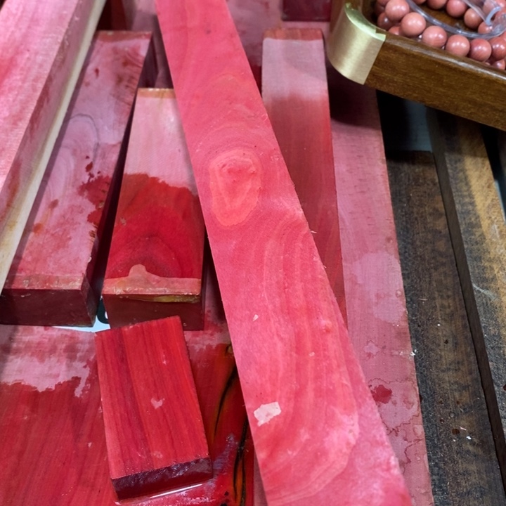 王***父粉象木源头批发店