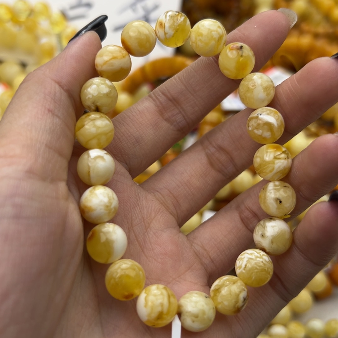 琥珀珠宝奇石未镶嵌