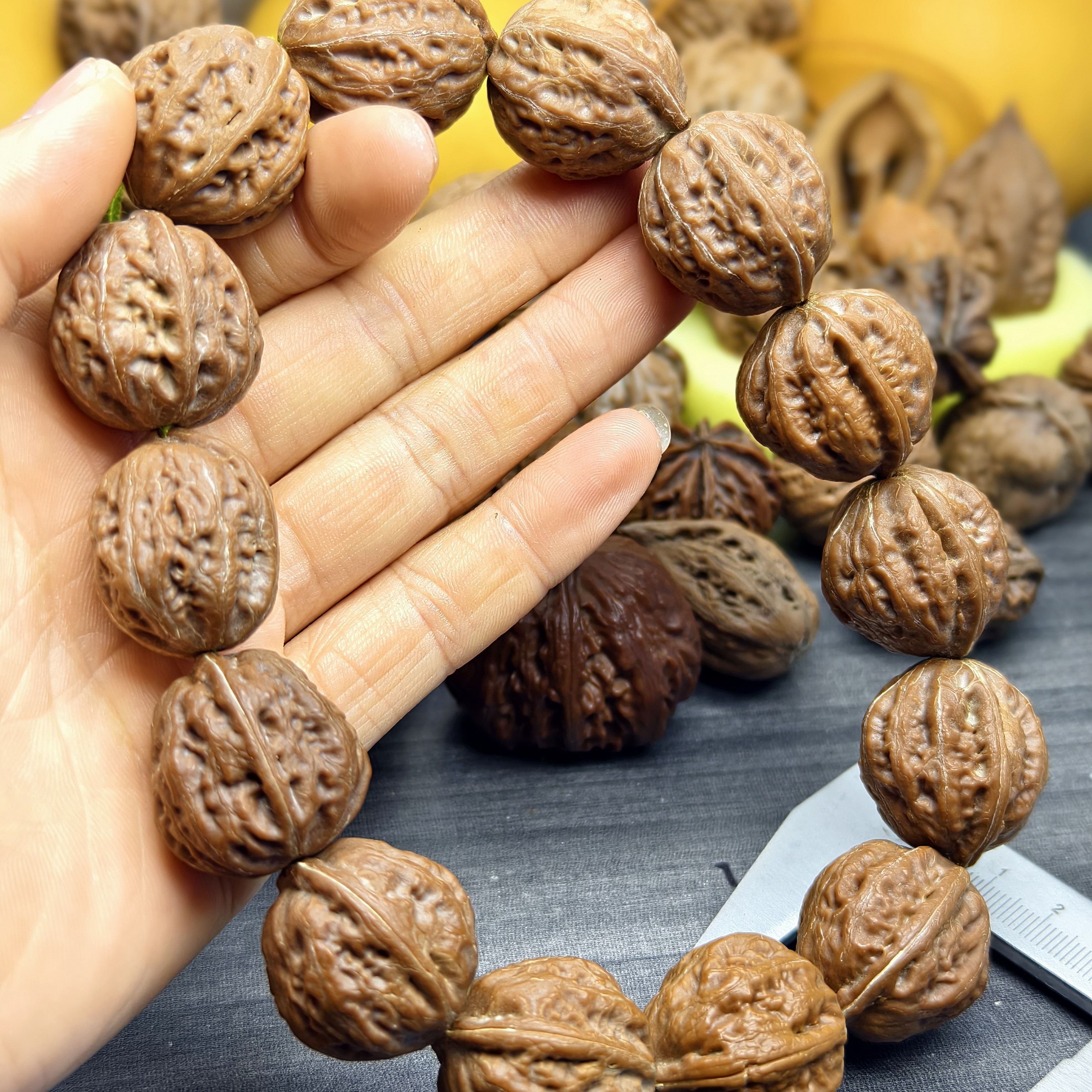 鬼脸13颗手持，文玩核桃，安徽野生山核桃，原皮原色，精品收藏级！