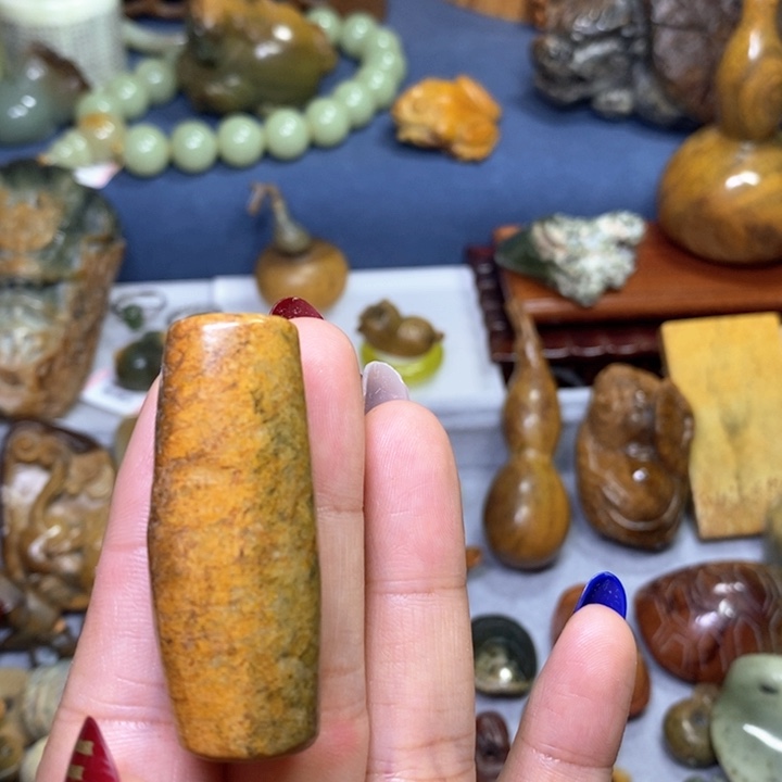 岫岩河磨玉（透闪石质玉）未镶嵌勒子